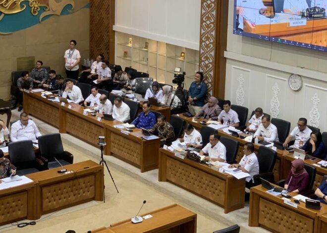 Top 3 News: DPR RI Setuju PKPU Pilkada 2024, Akomodir 2 Putusan MK