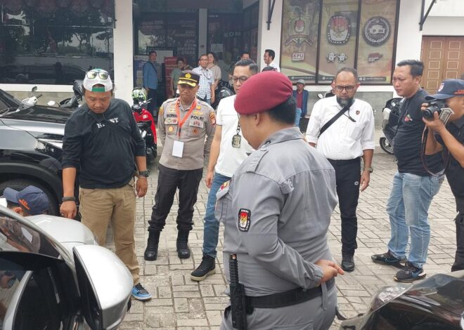 Buru Pelaku Teror Bangkai Ayam di KPU Jakut, Polisi Periksa 10 Saksi dan CCTV