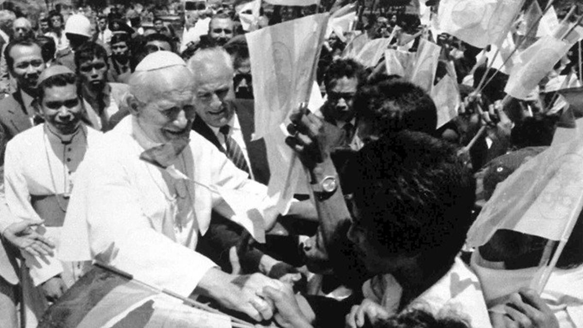 29 September 1979: Paus Yohanes Paulus II Serukan Perdamaian di Irlandia