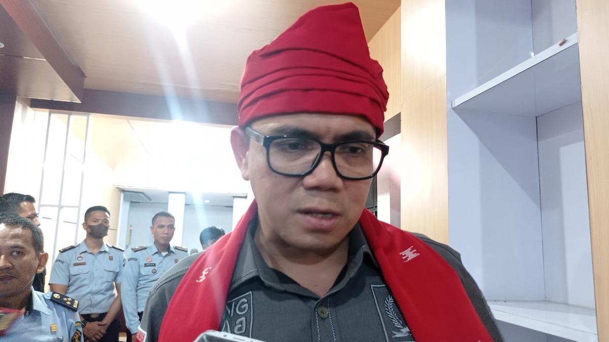 Kursi DPR Diganti Cucu Soekarno, Arteria Dahlan: Saya Tidak Akan Melawan