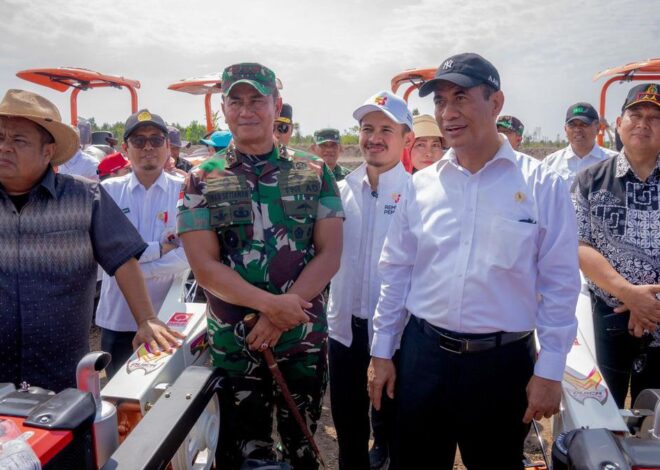 Mentan Amran Dijuluki Bapak Tani Modern, Ini Alasannya