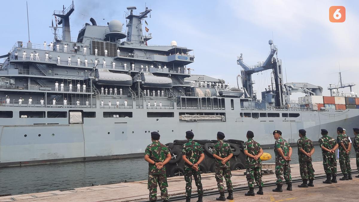 Potret 10 Keistimewaan Kapal Militer Jerman yang Berlabuh di Indonesia, Salah Satunya Punya Misil untuk Tembak Musuh