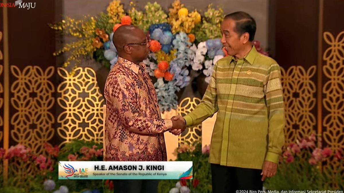 Jokowi Hadiri Jamuan Santap Malam Indonesia-Africa Forum di Bali
