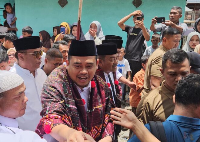 Bobby Nasution Memulai Kampanye dari Mandailing Natal, Langsung Terima Keluhan soal Jalan Rusak