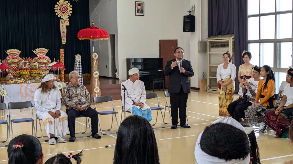 Hari Raya Galungan dan Kuningan, Menag Yaqut Temui Masyarakat Hindu Indonesia di Jepang