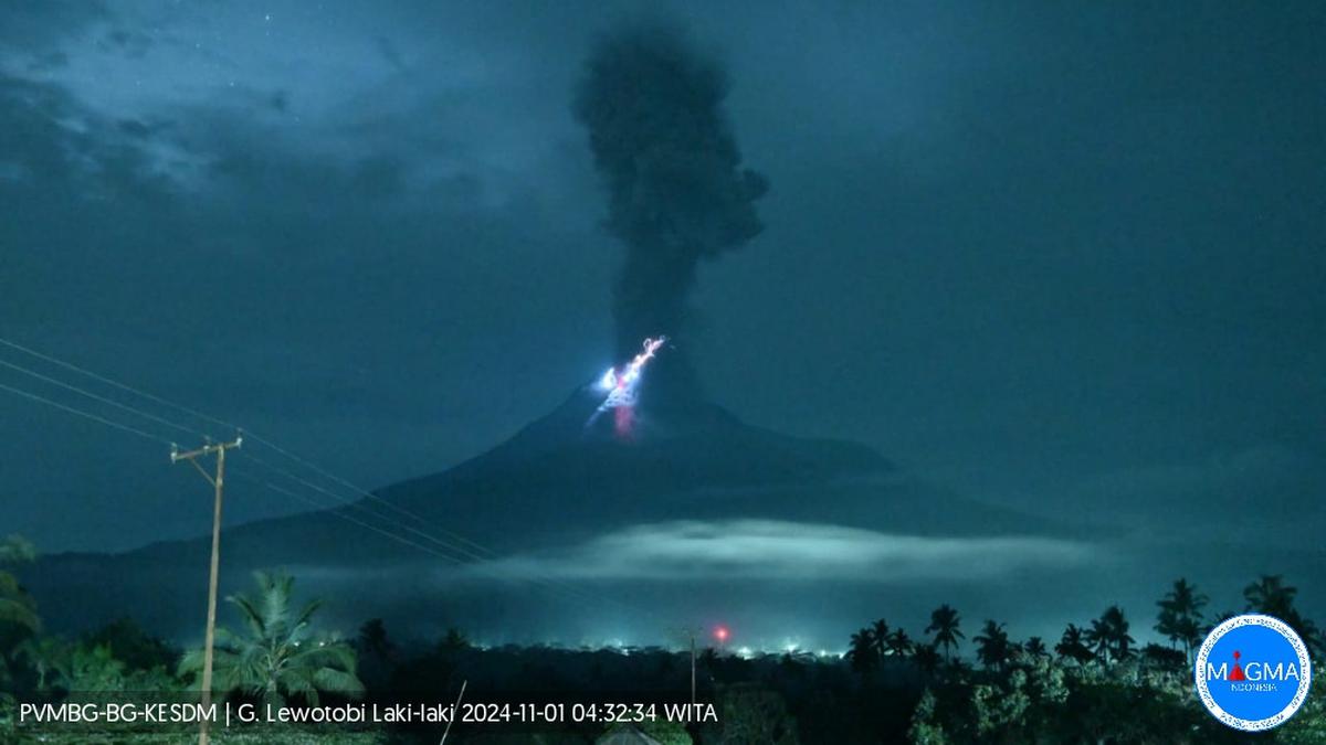 Update Erupsi Gunung Lewotobi Laki-Laki: 2.472 Orang Mengungsi Tersebar di 3 Titik