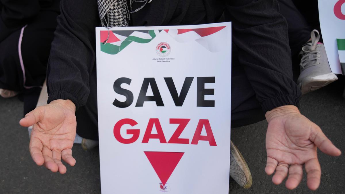 Setahun Agresi Militer Israel, Kedubes Amerika Serikat di Jakarta Diserbu Pengunjuk Rasa Pro Palestina