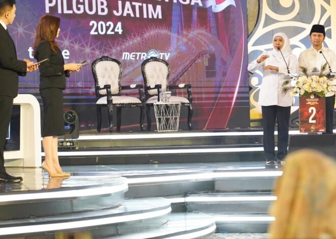 Di Debat Pamungkas, Khofifah-Emil Dinilai Tampil Gemilang: Paling Lengkap dan Berpengalaman