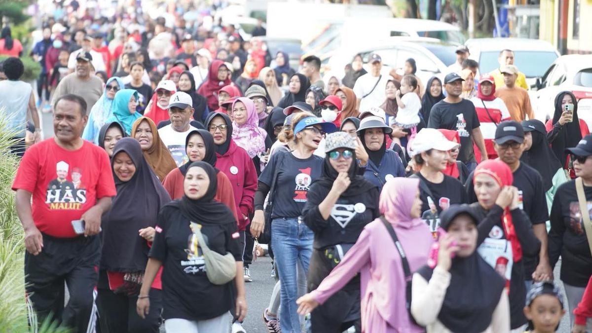 Ribuan Massa di Maluku Utara Ikuti Jalan Sehat Bareng Sultan Tidore